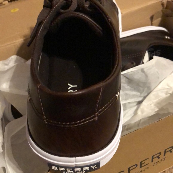 Men’s Sperry Striper II Leather shoes 9.5 - Picture 2 of 3